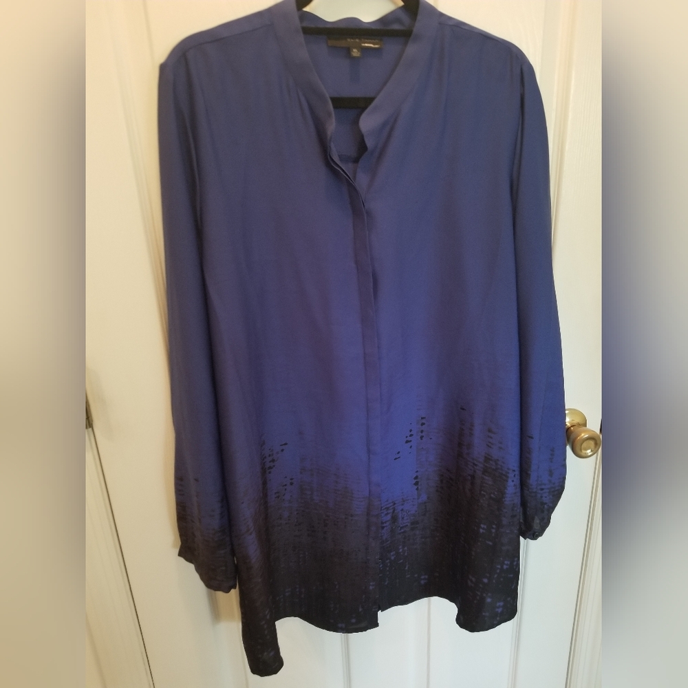 Blue and Black Ombre Blouse - Picture 2 of 4
